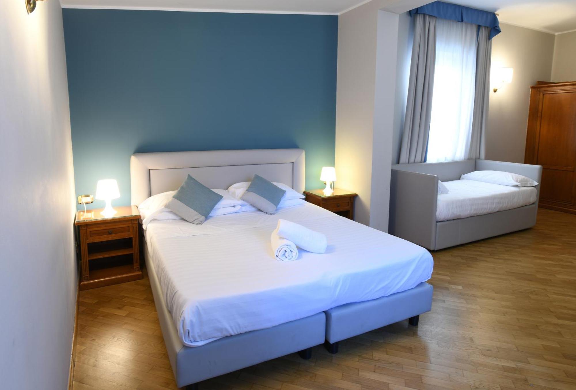Hotel Cavour Rapallo Exterior foto