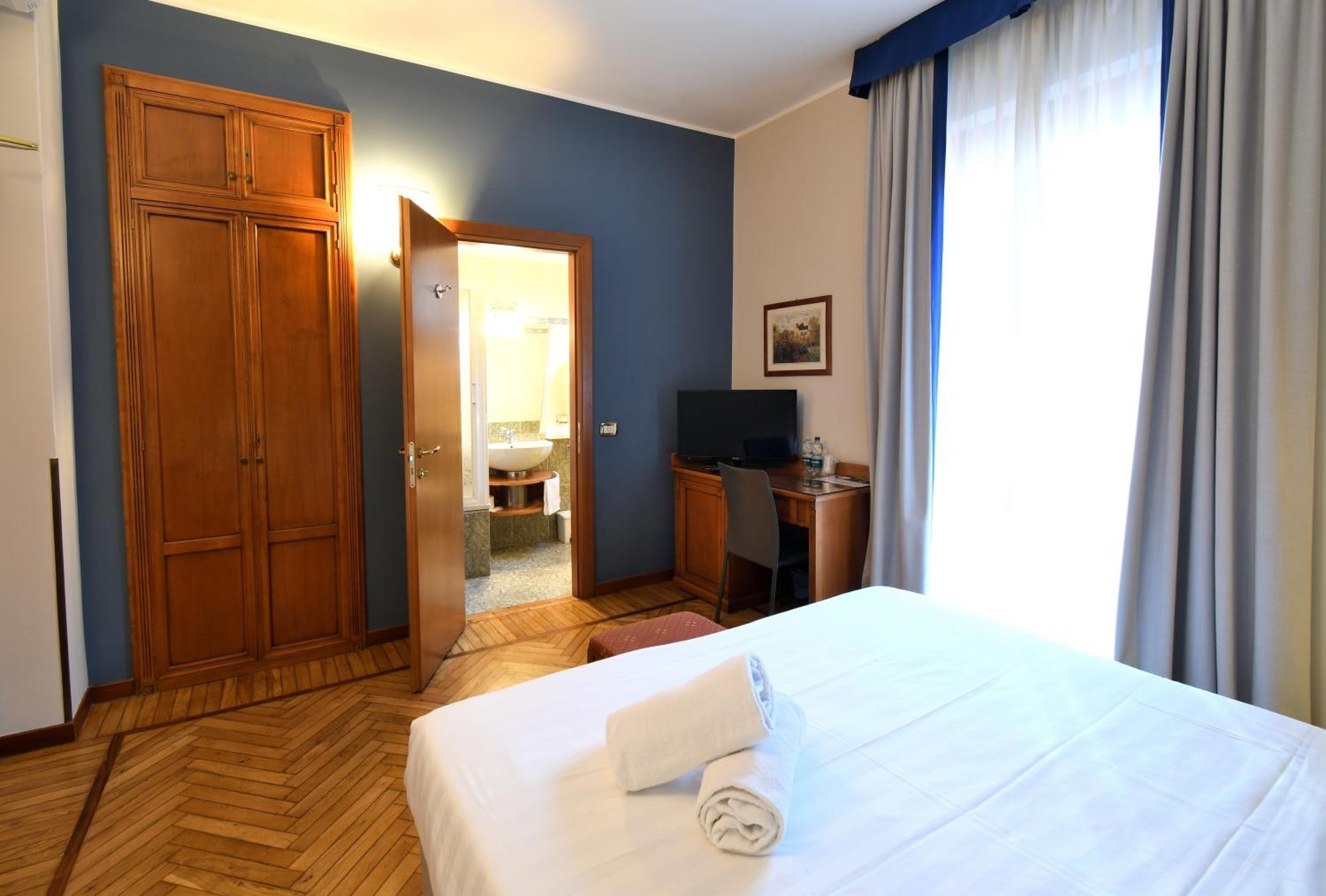Hotel Cavour Rapallo Exterior foto